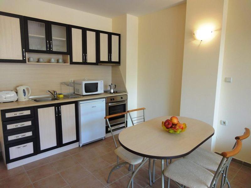 Summer Dreams -Apartcomplex Slăntjev Brjag Exteriör bild