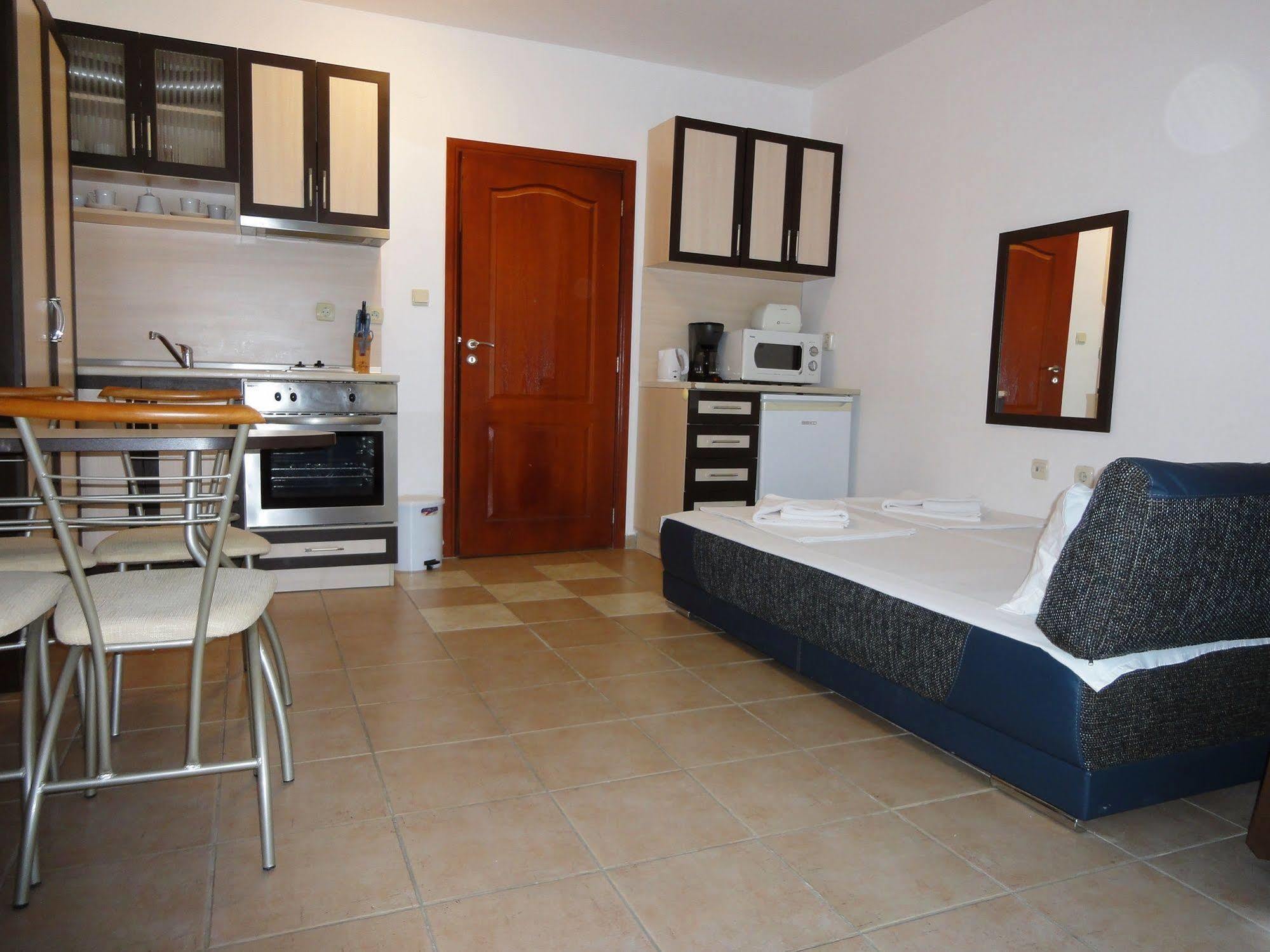 Summer Dreams -Apartcomplex Slăntjev Brjag Exteriör bild