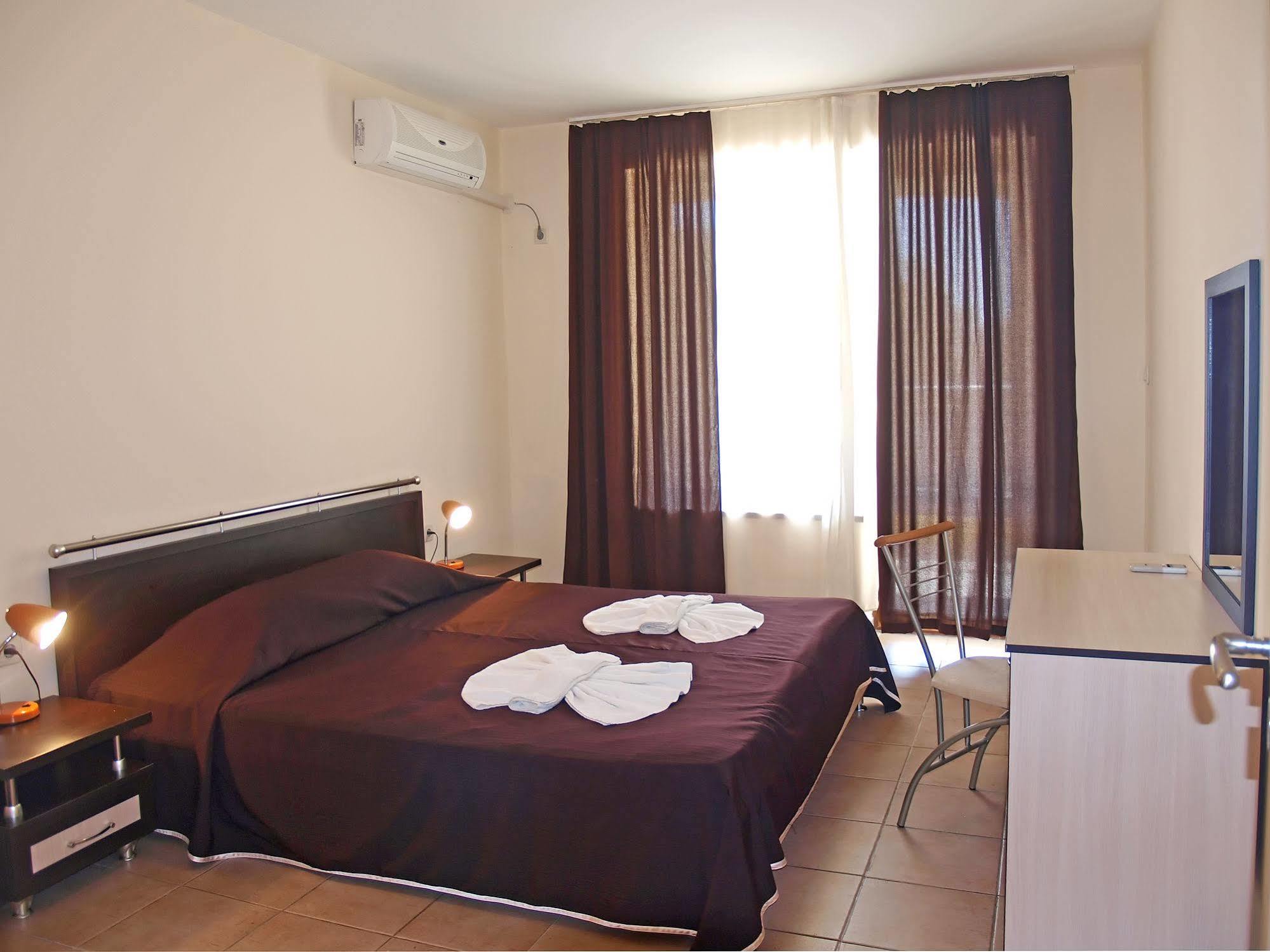 Summer Dreams -Apartcomplex Slăntjev Brjag Exteriör bild